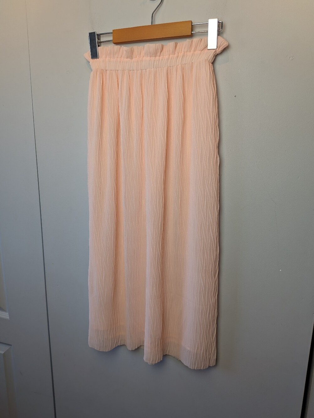 ARITZIA BABATON Gabriola Skirt Baby Pink Size XS Midi Lenght Feminine Balletcore